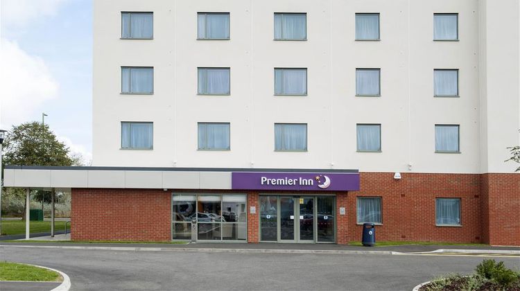 Premier Inn Hotel Gosport Exterior