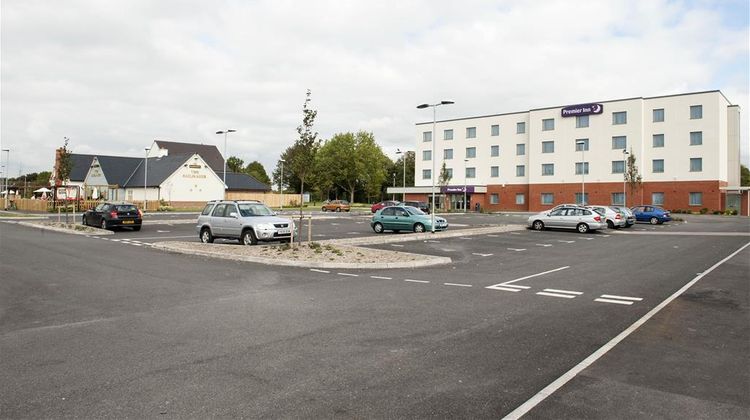 Premier Inn Hotel Gosport Exterior