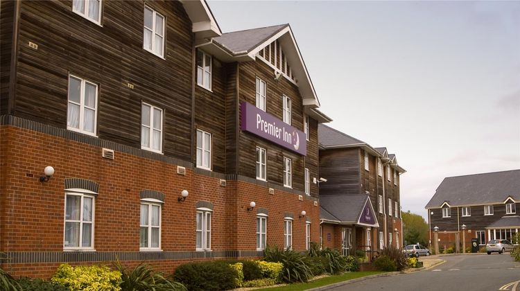 Premier Inn Isle Of Wight (Newport) Exterior