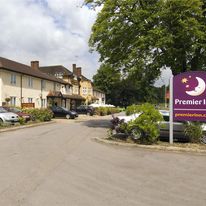 Premier Inn Bagshot