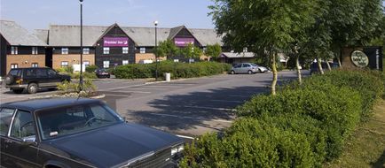 Premier Inn Salisbury Exterior