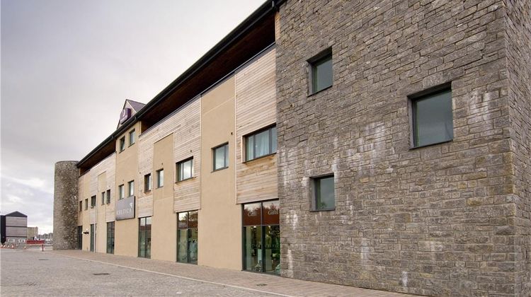 Premier Inn Caernarfon Exterior