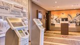 <b>Premier Inn Oxford Botley Lobby</b>. Images powered by <a href="https://iceportal.shijigroup.com/" title="IcePortal" target="_blank">IcePortal</a>.