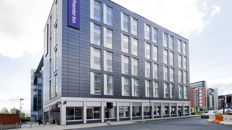 Premier Inn City Centre (Whitehall Rd) Exterior