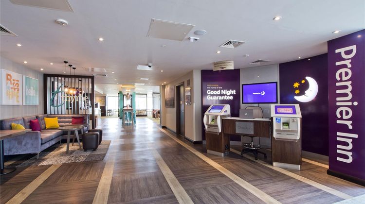 Premier Inn City Centre (Whitehall Rd) Lobby