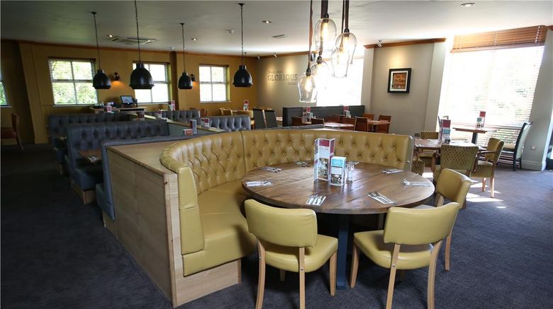 <b>Premier Inn Newark Restaurant</b>. Images powered by <a href="https://iceportal.shijigroup.com/" title="IcePortal" target="_blank">IcePortal</a>.