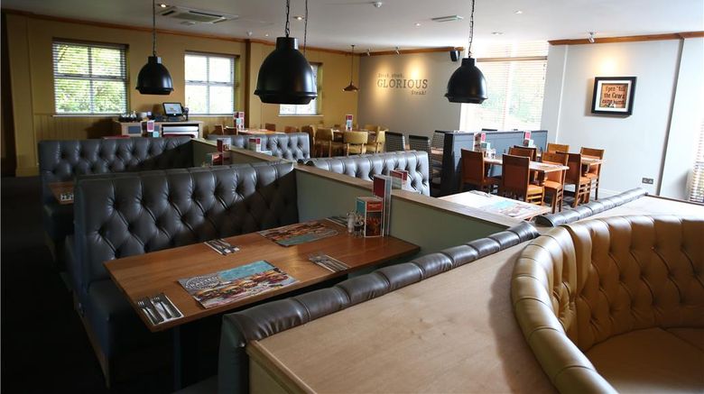 <b>Premier Inn Newark Restaurant</b>. Images powered by <a href="https://iceportal.shijigroup.com/" title="IcePortal" target="_blank">IcePortal</a>.