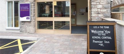 Premier Inn Kendal Central Exterior