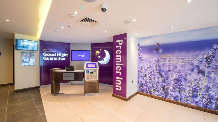 Premier Inn Hitchin Town Centre Lobby