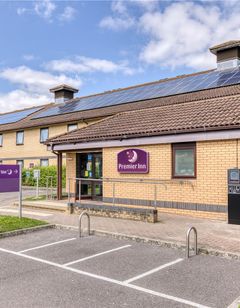 Premier Inn Basingstoke West (Churchill)