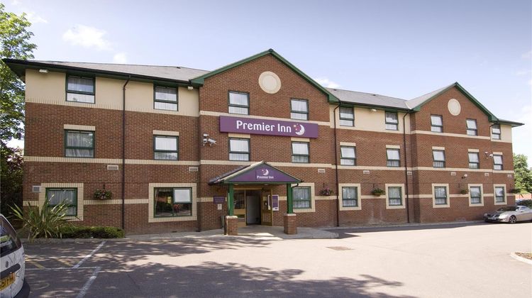 Premier Inn Watford North Exterior