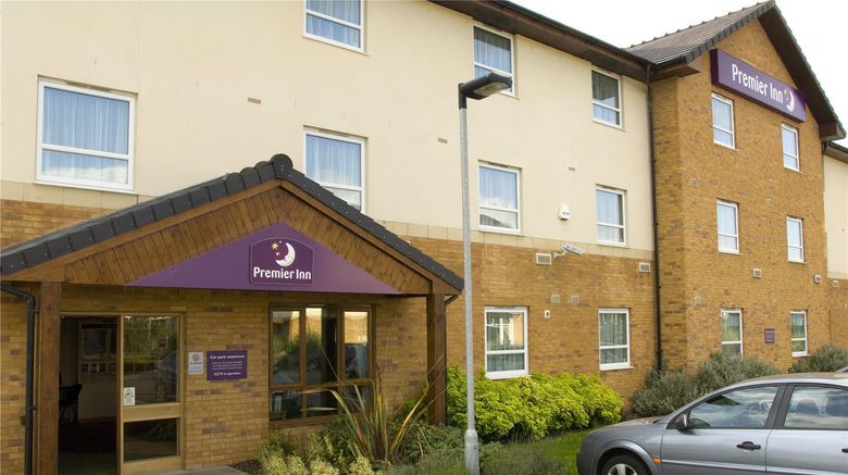 <b>Premier Inn Wakefield City North Exterior</b>. Images powered by <a href="https://iceportal.shijigroup.com/" title="IcePortal" target="_blank">IcePortal</a>.