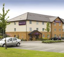 Premier Inn Wakefield City North Exterior