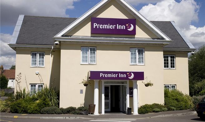 Premier Inn Southend-On-Sea (Thorpe Bay) Exterior
