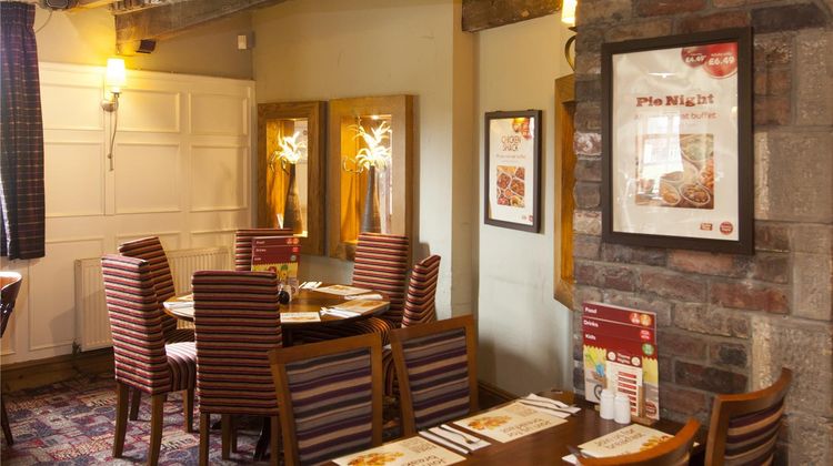 Premier Inn Leeds South (Birstall) Restaurant