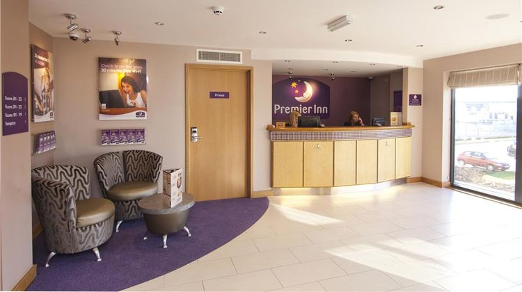 Premier Inn Newton Abbott Lobby