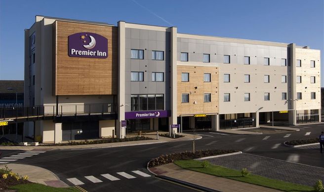 Premier Inn Newton Abbott Exterior