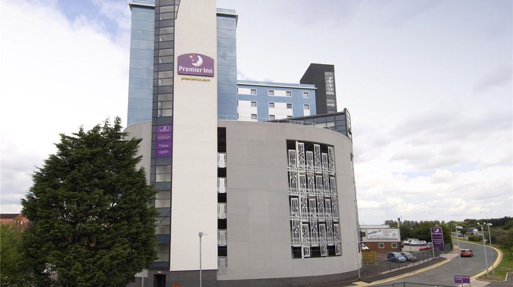 Premier Inn Hull City Centre Exterior
