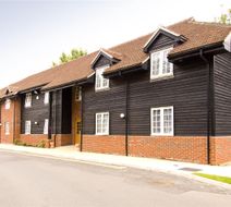 Premier Inn Woking West (A324) Exterior