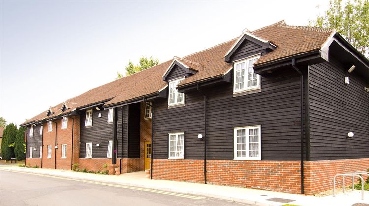 Premier Inn Woking West (A324) Exterior