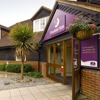 Premier Inn Woking West (A324)