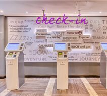 Premier Inn Central (Avebury Blvd) Lobby