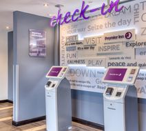 Premier Inn Bristol Parkway (M32) Lobby