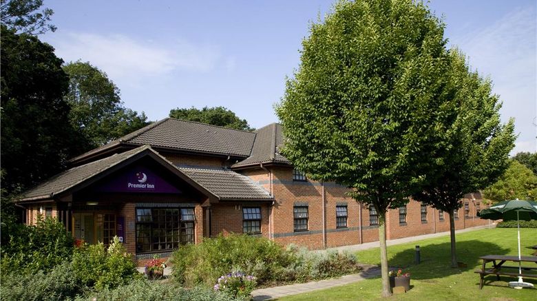 <b>Premier Inn Lowestoft Exterior</b>. Images powered by <a href="https://iceportal.shijigroup.com/" title="IcePortal" target="_blank">IcePortal</a>.