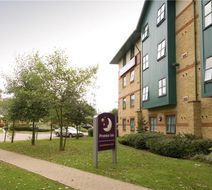 Premier Inn Luton Airport Exterior
