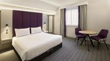 <b>Premier Inn Luton Airport Room</b>. Images powered by <a href="https://iceportal.shijigroup.com/" title="IcePortal" target="_blank">IcePortal</a>.
