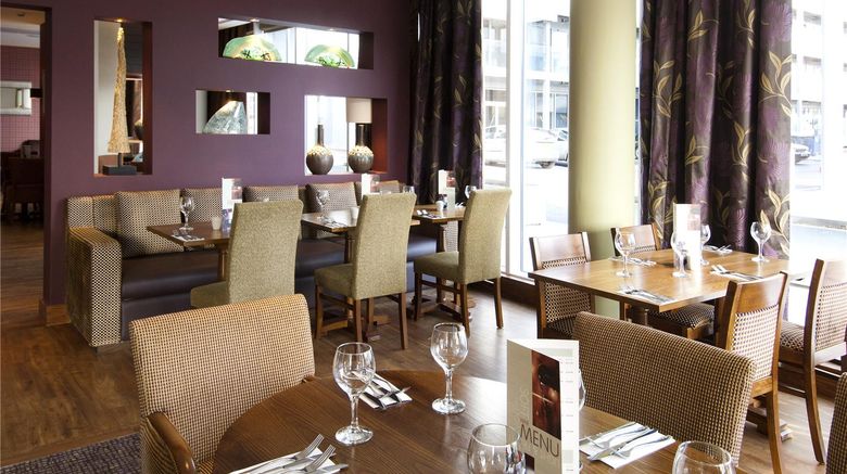 <b>Premier Inn London Greenwich Restaurant</b>. Images powered by <a href="https://iceportal.shijigroup.com/" title="IcePortal" target="_blank">IcePortal</a>.