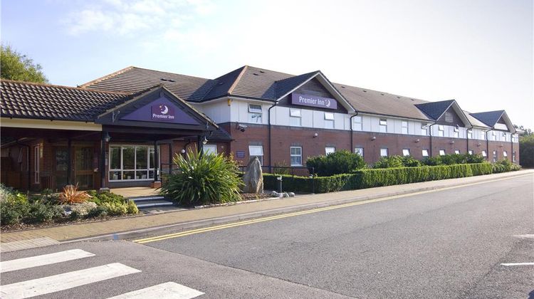Premier Inn Bristol South Exterior