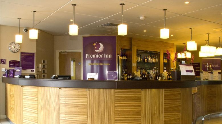 <b>Premier Inn Castleford (Xscape,M62,J32) Lobby</b>. Images powered by <a href="https://iceportal.shijigroup.com/" title="IcePortal" target="_blank">IcePortal</a>.