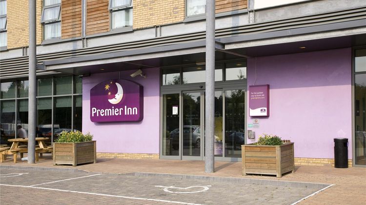 Premier Inn Watford (Croxley Green) Exterior