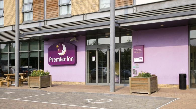 <b>Premier Inn Watford (Croxley Green) Exterior</b>. Images powered by <a href="https://iceportal.shijigroup.com/" title="IcePortal" target="_blank">IcePortal</a>.