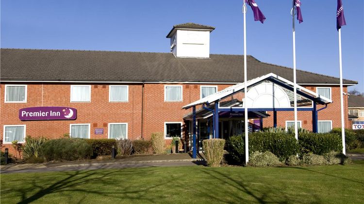 Premier Inn Pontypool Exterior