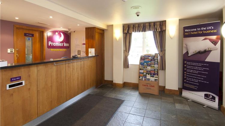Premier Inn Manchester (Handforth) Lobby