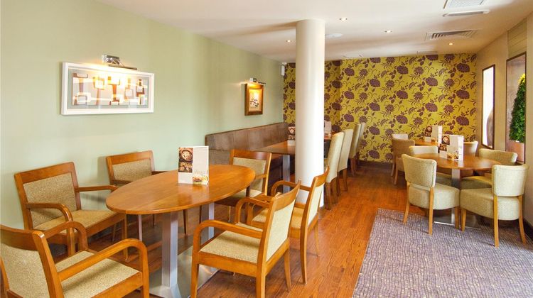 Premier Inn Gatwick Airport Manor Royal Restaurant