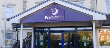 Premier Inn Bridgend Central Exterior