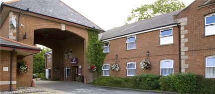 Premier Inn Kettering Exterior