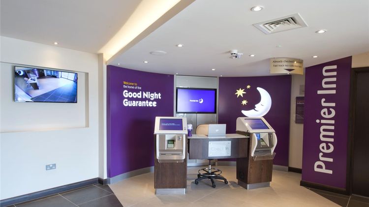 Premier Inn Portsmouth Havant South Lobby