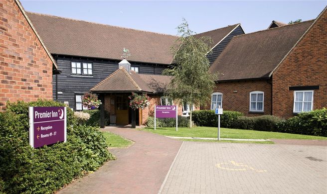 Premier Inn St. Albans-Bricket Wood Exterior