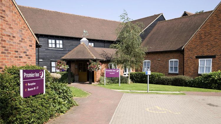 Premier Inn St. Albans-Bricket Wood Exterior