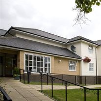 Premier Inn Epsom Central