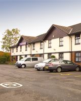 Premier Inn Oldham (Broadway)