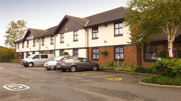 Premier Inn Oldham (Broadway) Exterior