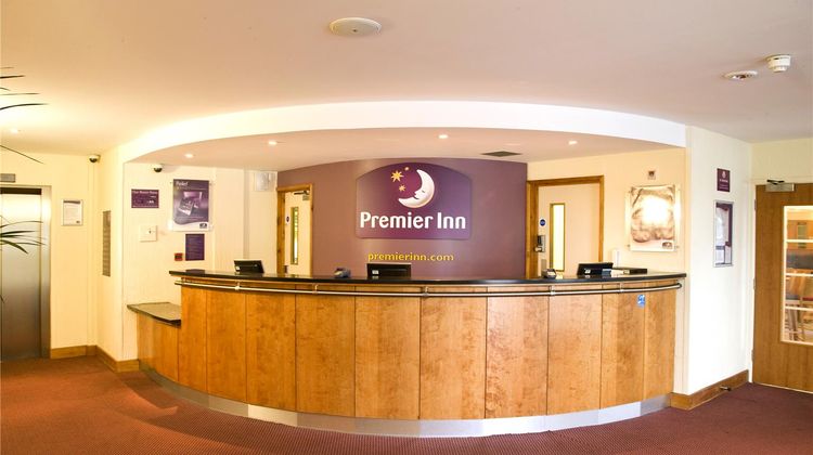 Premier Inn London Elstree/ Borehamwood Lobby