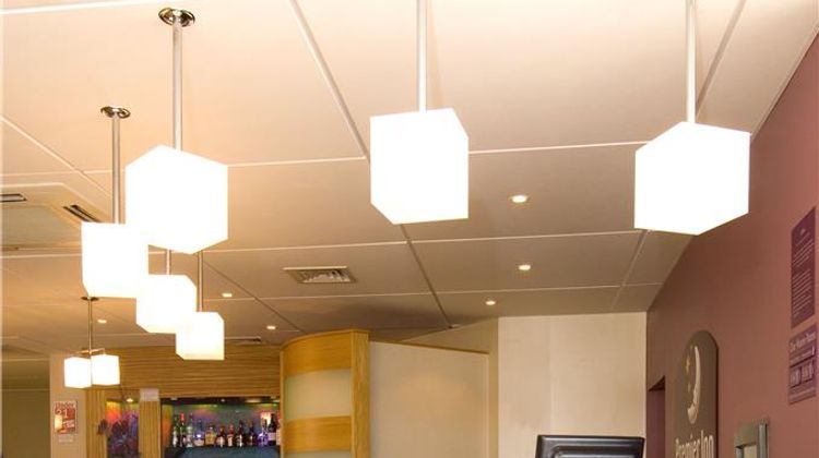 Premier Inn Portsmouth (Port Solent) Lobby