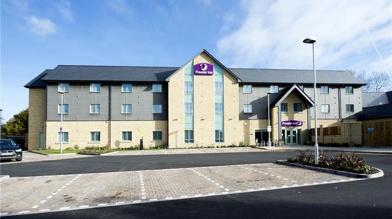 <b>Premier Inn Cirencester Exterior</b>. Images powered by <a href="https://iceportal.shijigroup.com/" title="IcePortal" target="_blank">IcePortal</a>.