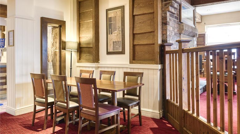 <b>Premier Inn Braintree (A120) Restaurant</b>. Images powered by <a href="https://iceportal.shijigroup.com/" title="IcePortal" target="_blank">IcePortal</a>.